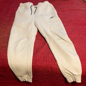 Nike tech fleece joggers